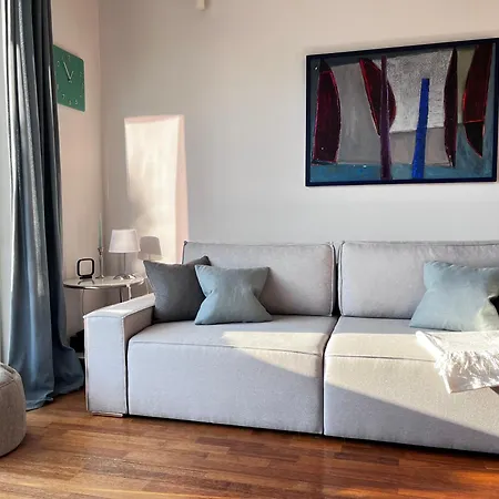 Apartment Redlove